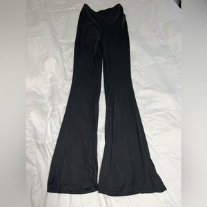 Shein xs flare pant ruched back
